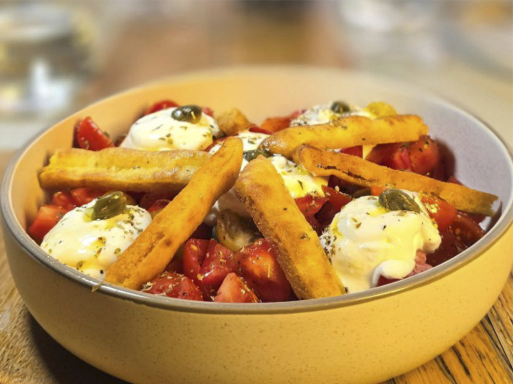 ΝΤΟΜΑΤΕΣ ΚΑΙ ΝΤΟΜΑΤΙΝΙΑ